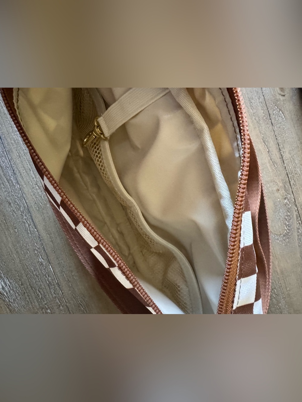 Canvelle Bum Bag - Picture 2 of 3